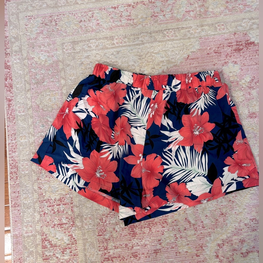 SHEIN Floral Summer Shorts Size M